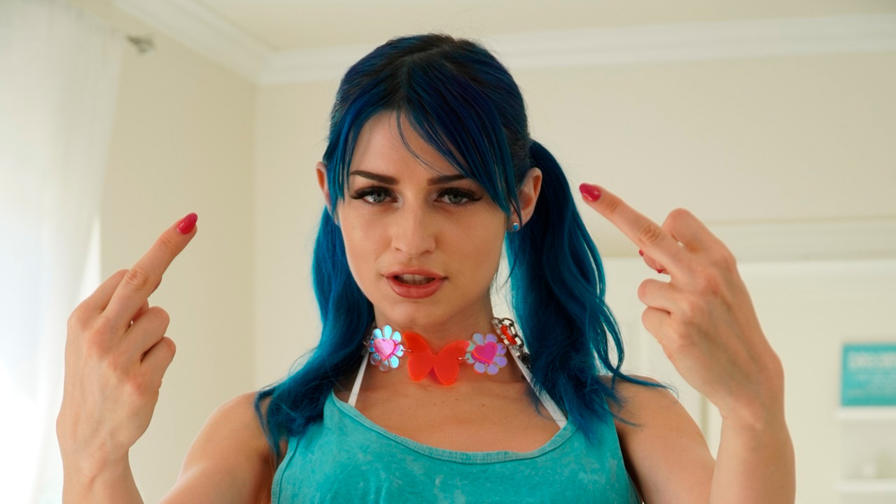 Cute Blue Haired Chick Jewelz Blu Knows How To Give A Good Blowjob OK PORN