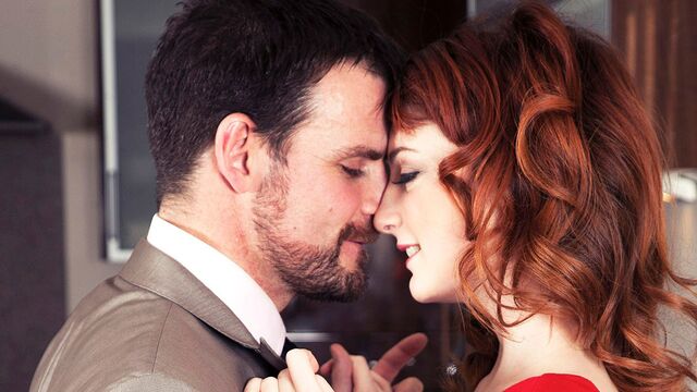 Lola Gatsby shows off her love for a massive hard penis