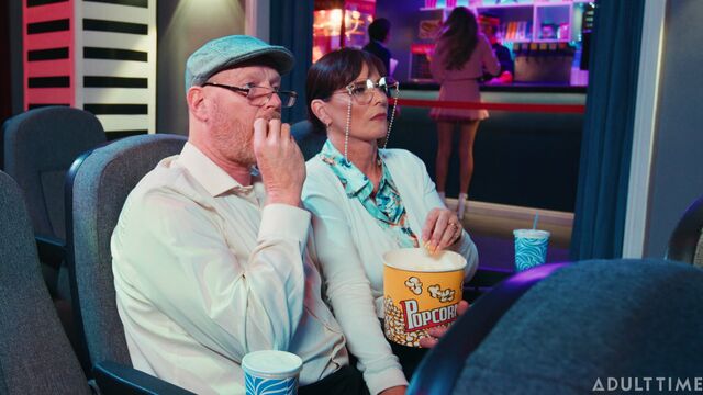 Spicy sex in the cinema with a big-boobed babe Syren De Mer