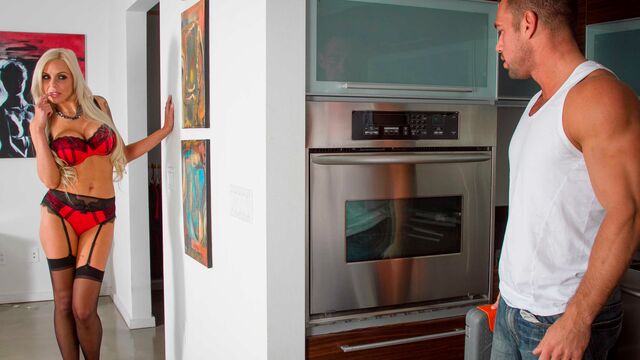 Blonde bimbo Nina Elle accepts his cock deep inside