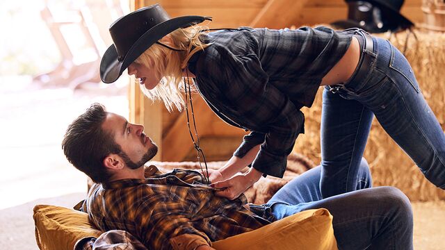 An awesome blonde Kenna James is enjoying hard doggy style fuck