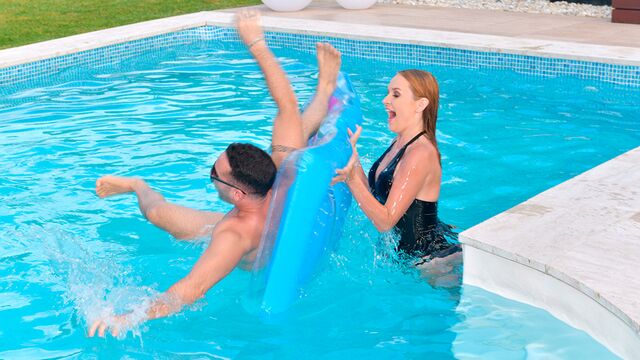 Gorgeous dick-sucking outdoor session with a redhead Kaisa Nord