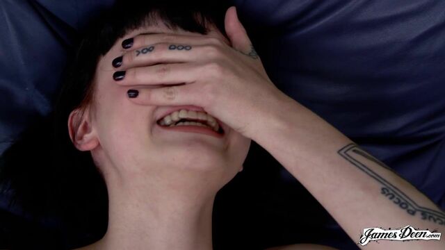 Sensual female friendly cunnilingus session with a nice Matilda Bow