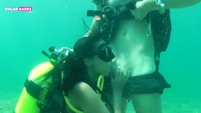 Sugar Babes TV - underwater clip