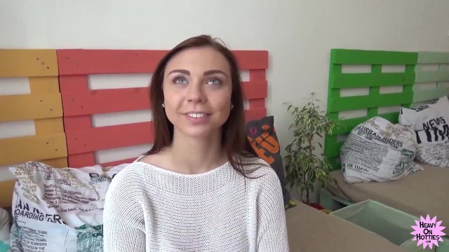 Inamorata's footjob sex