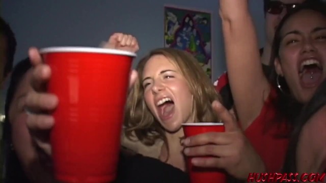 Cutesy Jenny Hendrix - hardcore dirt - Hush Pass