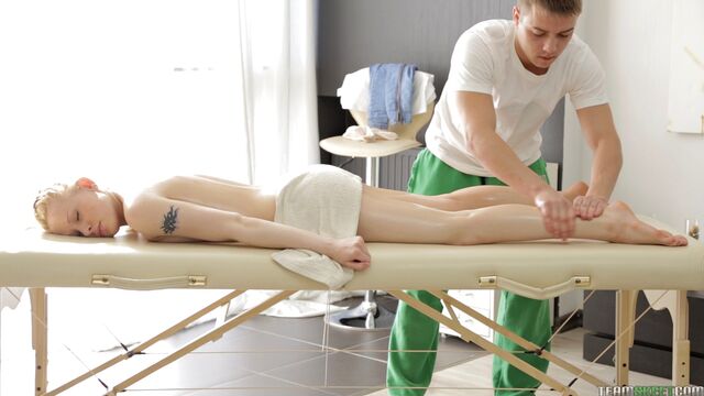 Fresh fuck doll Tori is jumping on a long boner like a champ