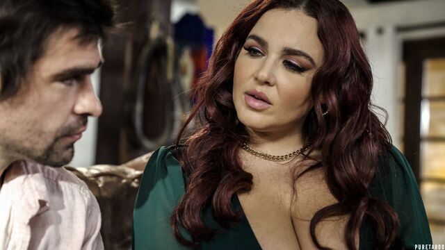 BBW intensive penetration session with Natasha Nice and Lucky Fate