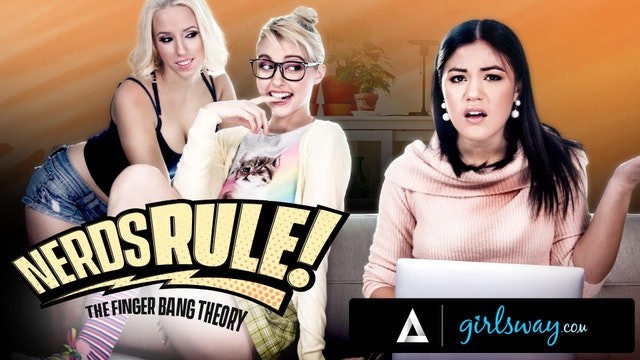 Chloe Cherry and Kendra Spade's blonde porn by Girls Way