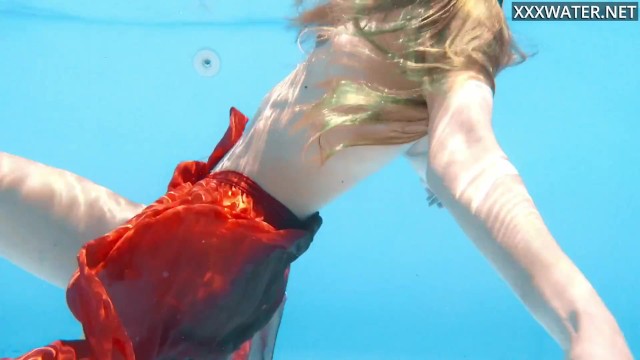 Underwater Show - russian smut