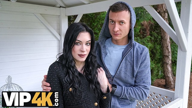 Cowgirl dirt with classy Anna De Ville from Hunt4k