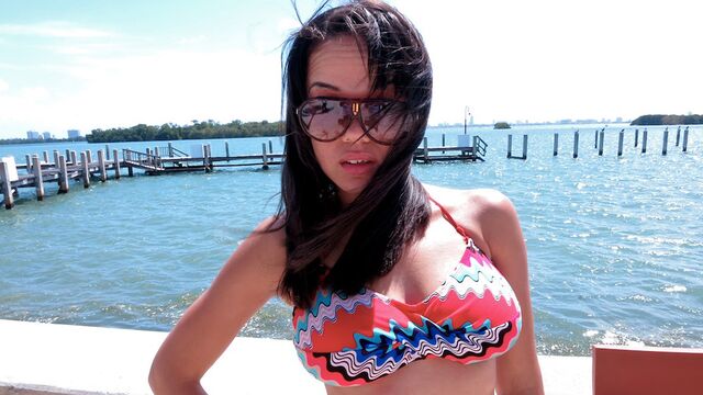 Astonishing model Stacey Foxxx screwed by long boner