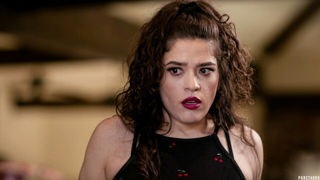 Astonishing hottie Victoria Voxxx feels a long boner on the couch