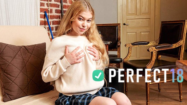 Watch glamorous Hope's sex