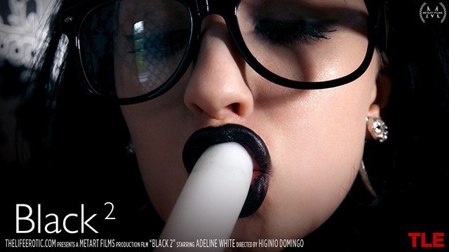 Flirtatious sugar baby at thelifeerotic xxx