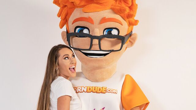 Brown-haired babe Mackenzie Mace is enjoying intensive penetration