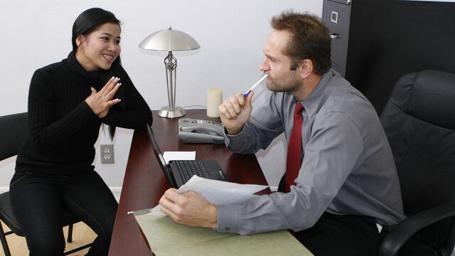 Asian brunette Oi knows how to ride on a huge loaded dick