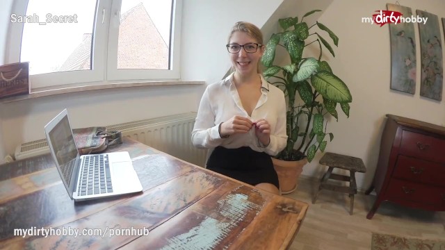 Gambling sweetheart's big ass sex