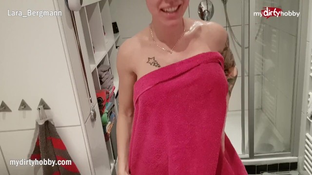 Steamy sweetheart's cumshot clip