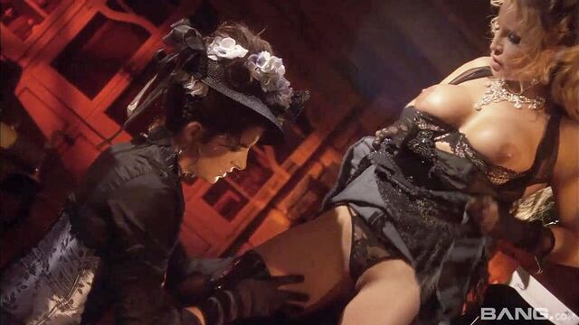 Glamorous lesbian session with elegant Jezebelle Bond and Angel Cassidy