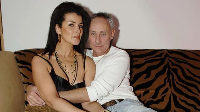 Gorgeous angel Georgina Smith likes fucking with two men