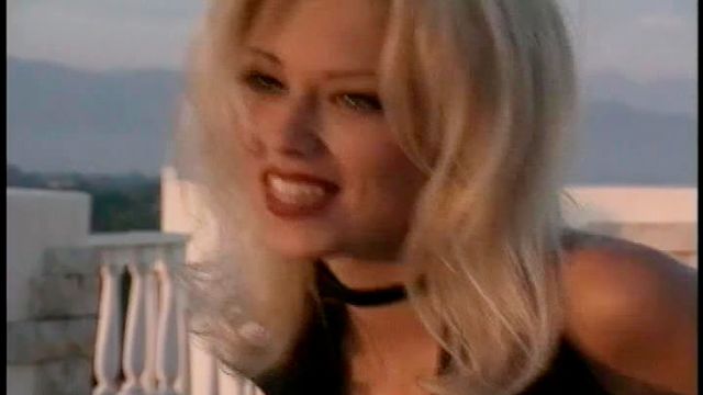 Awesome toned model Jenna Jameson impaled by a long boner