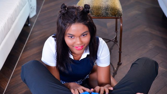 Gorgeous interracial porn action with a playful ebony doll Yara Skye