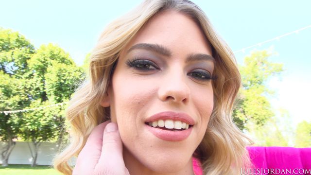 Sweet outdoor sex action with a very passionate blonde Leah Lee