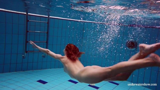 Chick's young (18+) clip by Underwater Show