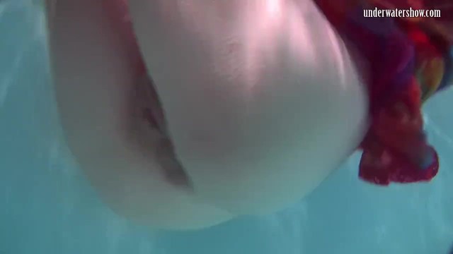 Well-formed patootie - underwater porn - Underwater Show