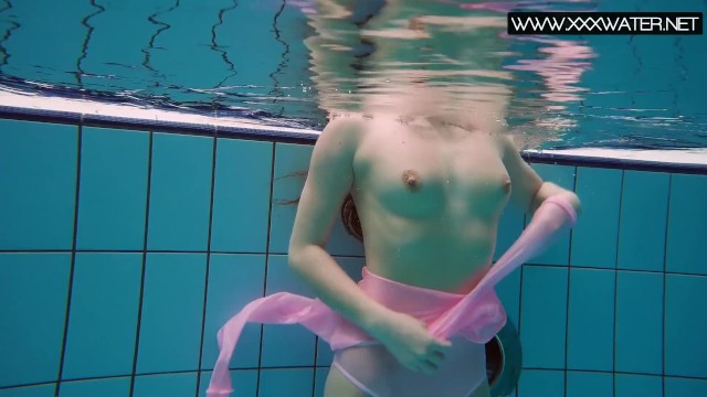 Liza's nudist xxx by Underwater Show