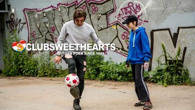 Conquering sweet thing - handjob porn - Club Sweethearts