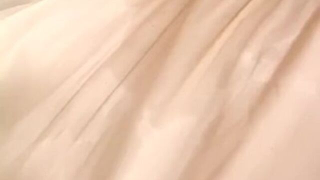 Sultry courtesan - cock sucking clip - AV 69