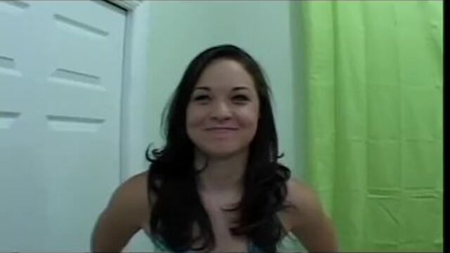 Naughty Leenuh Rae at blowjob movie