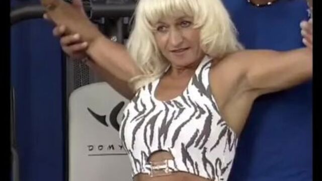 Extreme Movie Pass - milf video