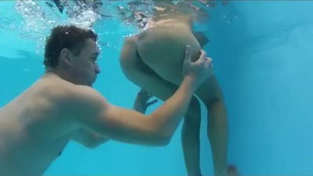 Extreme Movie Pass - slippery video