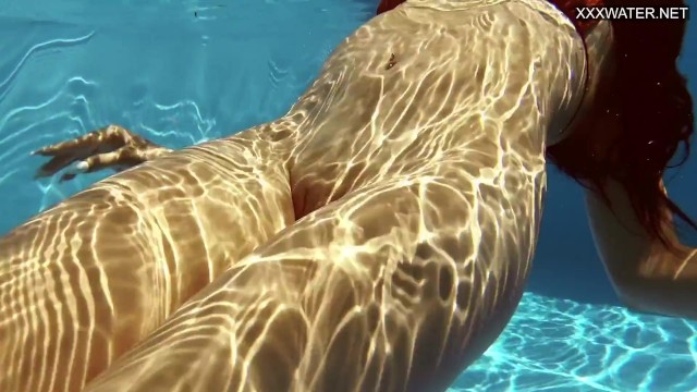 Underwater Show - public clip