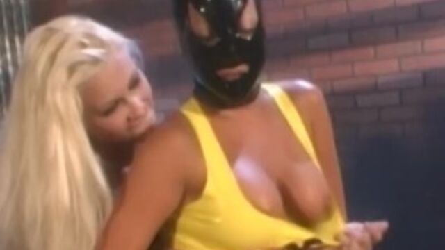 Fingering porn with vivid side piece from Latex Pussycats