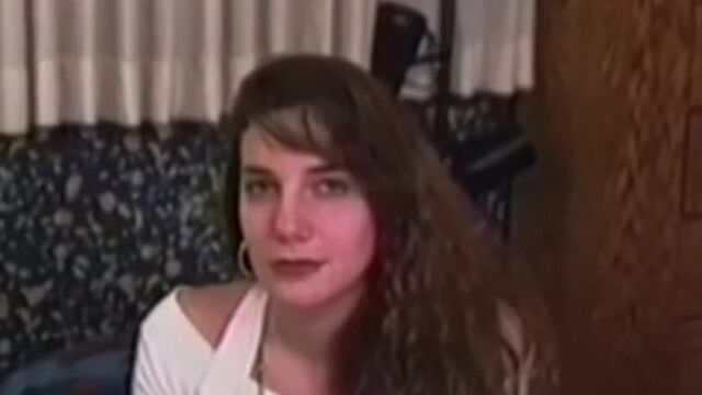 Watch lascivious queen bee's action