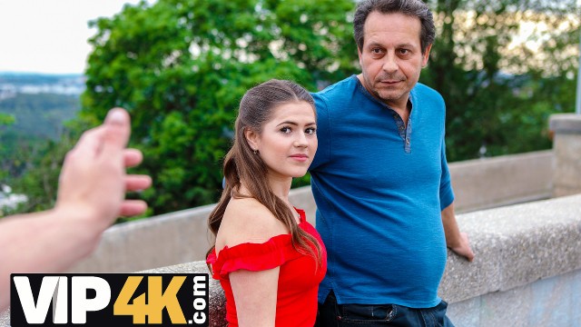 Rough Serina Gomez's watching action