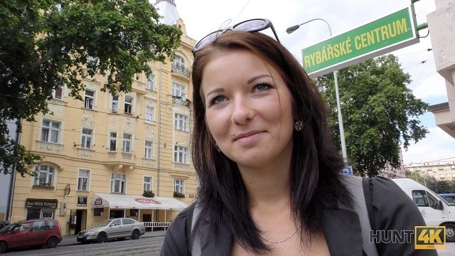 Watch classy cocotte's movie