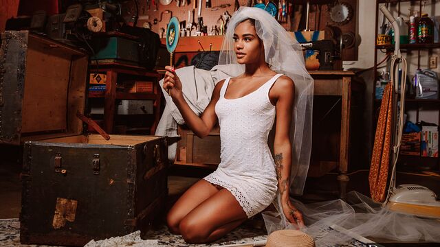 BBC lovers Scarlit Scandal and Gianna Dior are getting fucked