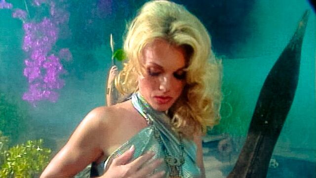 Missy, Jenna Jameson and Avalon love hot lesbian sex so much