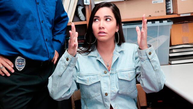 Seduced brunette chick Karlee Grey got her hole fucked from behind