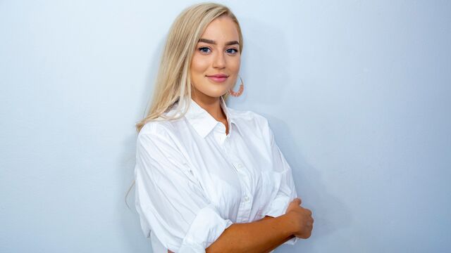 The first porn casting of a big-bottomed blonde teen Blake Blossom