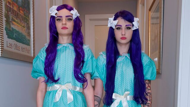 An innocent anime-addicted teen Jessae Rosae likes good sex