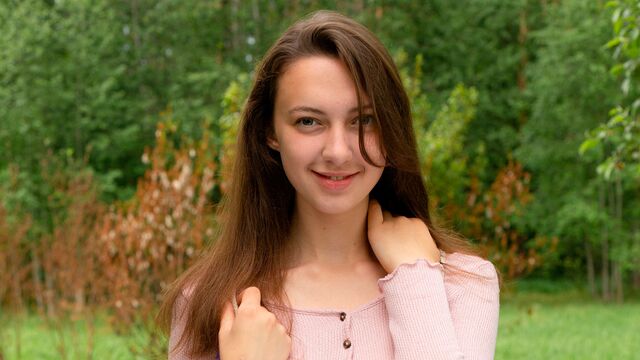 Gorgeous dick-riding action with a teen brunette Alice Kingsly