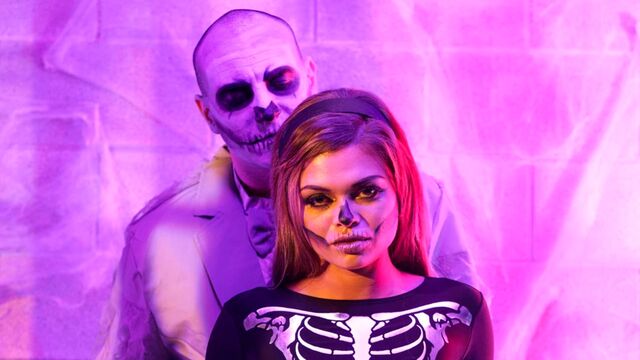 Artistic sex action with a passionate brunette Destiny Cruz