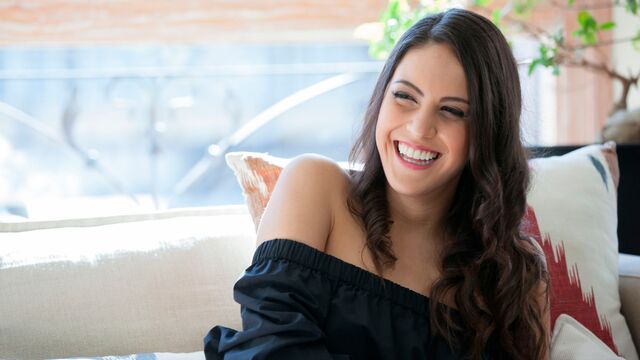 Good-looking hottie Carolina Abril impaled in the cowgirl pose