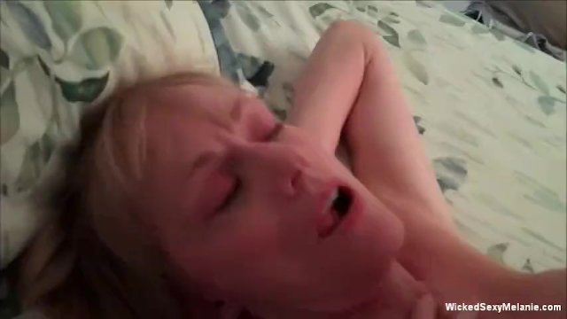 Spicy model's wickedsexymelanie sex